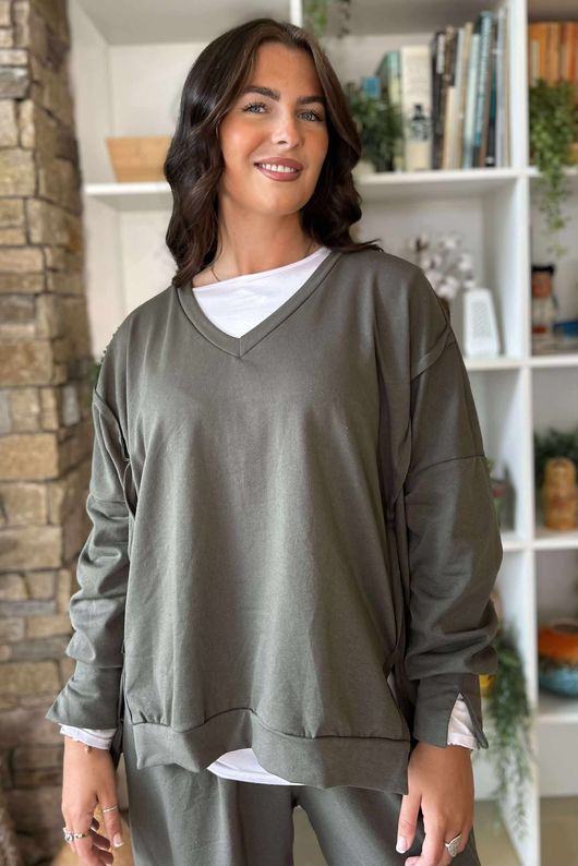 The Sunday Morning V Slouch Sweatshirt Khaki